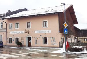 GM117-08 Winhart West 2018 (Large)