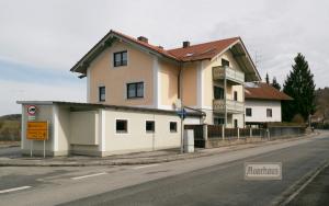 GO171-08 Moarhaus 2018 (Large)