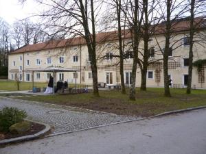 uZi40-04 Werkst u Wohn (Large)