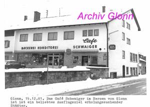 Fotochronik-1981 01-Cafe-Schwaiger