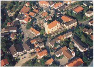 Fz625-32-Luftbild-v-SW-1991-k (1)