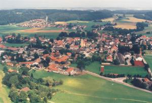 Fz750-04-Luftbild-v-W-1991-k (1)