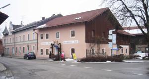 GM117-04-Winhart-West-2006-k