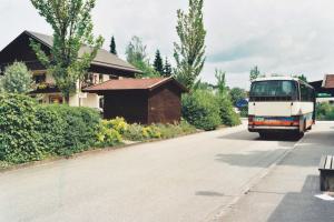 GM212-20-Busbahnhof-mit-Bus-1999-k