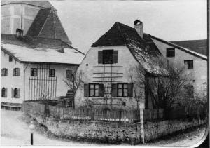 GM614-04-Uraltschulhaus-k