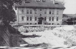GM842-16-Klosterschule-u-Baugrube-k