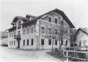 GO012-08-Lanz-1906-k