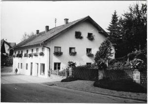 GO024-12-Haas-Haus-k