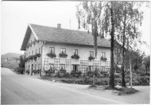 GO032-24-Sattlerhof-m-Verkehrsinsel-k