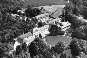 uZi04-86-Zinneberg-Luftbild-k