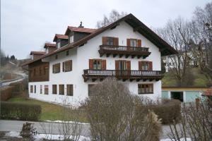 GN062-08-Huber-Ambros-2017