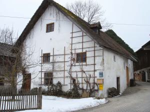 GN214-04-Waesler-Zuhaus-2006