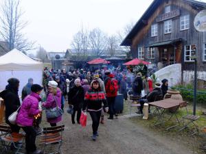 Herrmannsdorf Weihnachtsmarkt Kunst und Handwerk 2016 (8)
